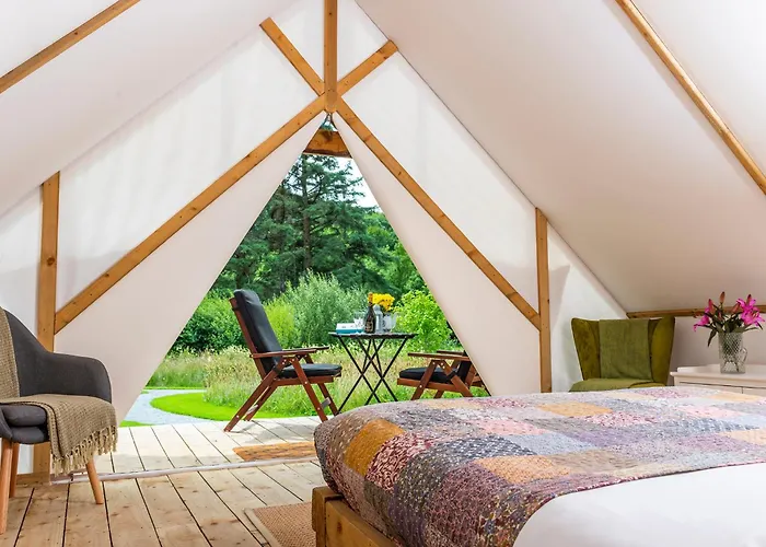 Tente de luxe Glamping At The Grove, And 4*