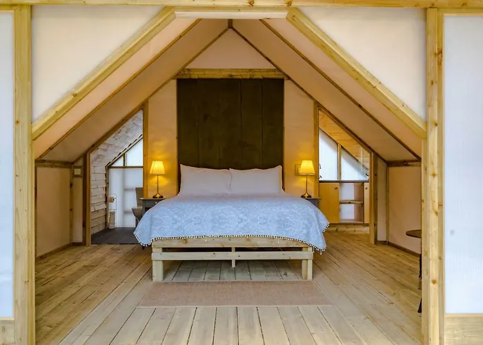 Tente de luxe Glamping At The Grove, And Killarney