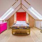 Killarney Glamping At The Grove, Suites And Lodges Killarney