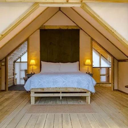 Tente de luxe Glamping At The Grove, And Killarney