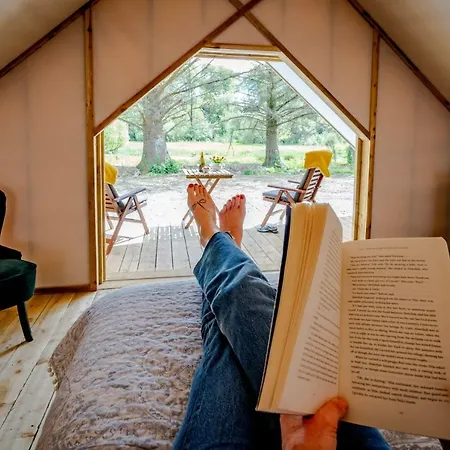Luxury tent Killarney Glamping At The Grove, Suites And Lodges Killarney