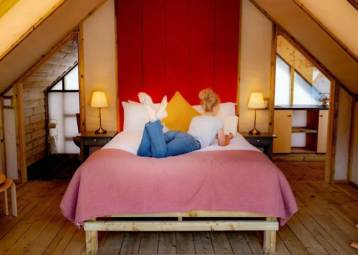 Luksusowy namiot Glamping At The Grove, And Killarney