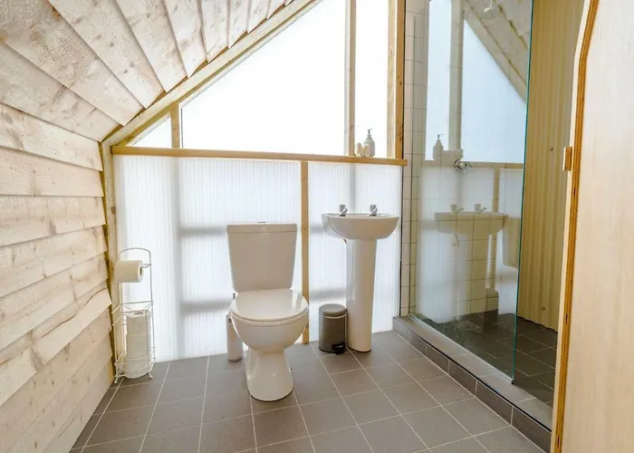 Glamping At The Grove, And Luksusowy namiot Killarney